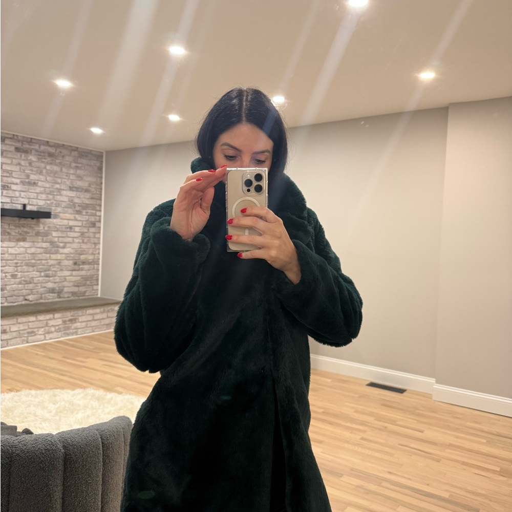 Chic Dark Green Faux Fur Coat